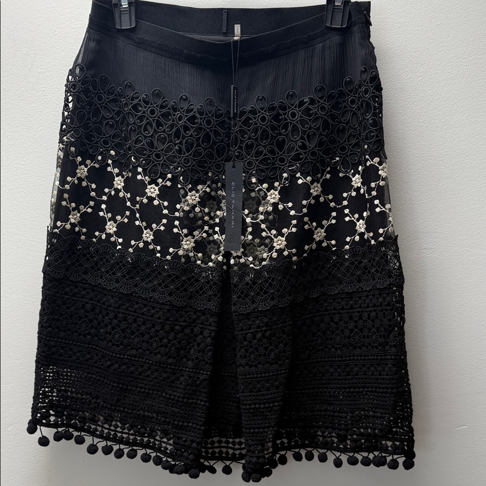 Elie Tahari Simora Black Lace Embroidered Midi Skirt NWT Size 6